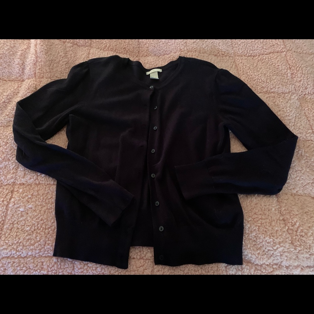 5/$25 - 
Navy cardigan